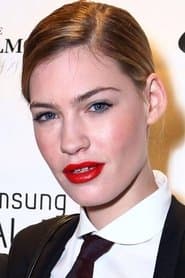 克莱尔·塞尔比